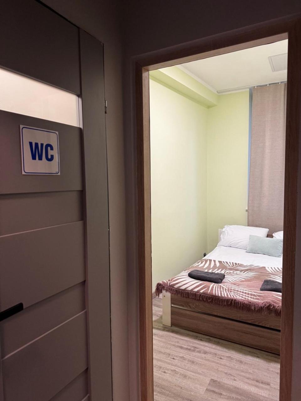 Pini Hostel - Przytulne Pokoje W Centrum Krakowa Pokoj fotografie